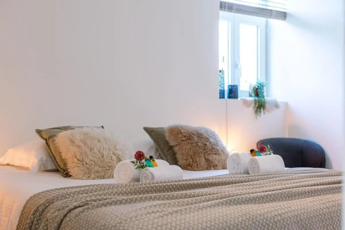 Huswell - Quick - Lovely Double Room At Ranch De Blauwe Zaal Bruges 0*,  Belgium